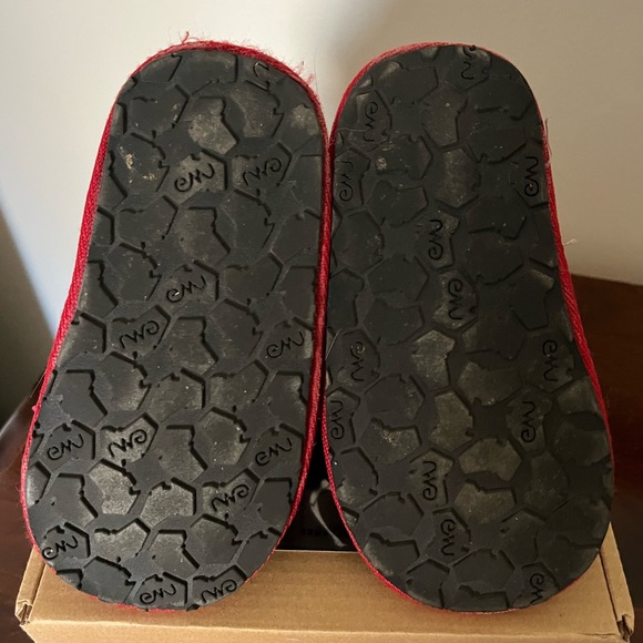 Like new Emu Boots, Ladybug Design, size 18-24month - Picture 4 of 5